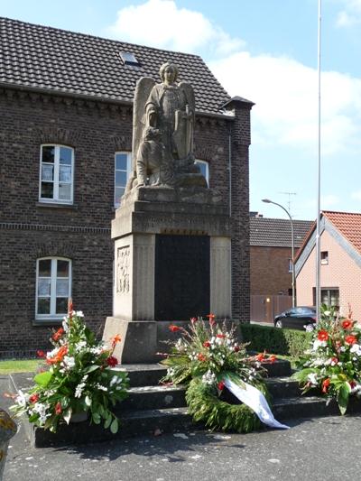 War Memorial Straberg #3