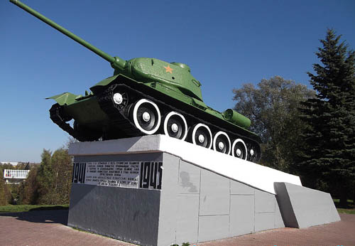 Bevrijdingsmonument (T-34/85 Tank) Velikije Loeki