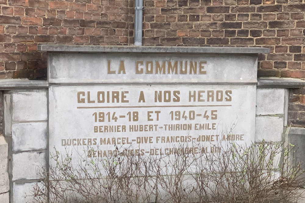 War Memorial Hermalle-sous-Huy #1