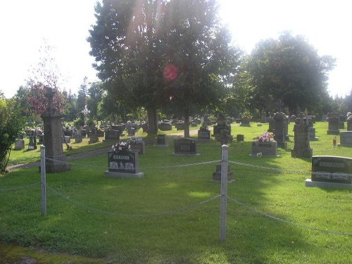 Oorlogsgraven van het Gemenebest St. Thomas Cemetery