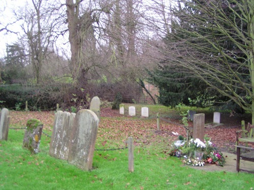 Oorlogsgraven van het Gemenebest St Mary Churchyard and Extension