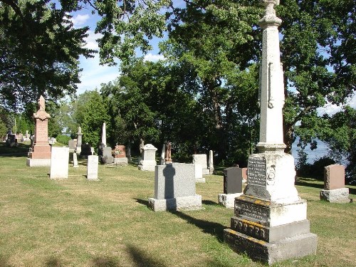 Commonwealth War Graves Belleville Cemetery
