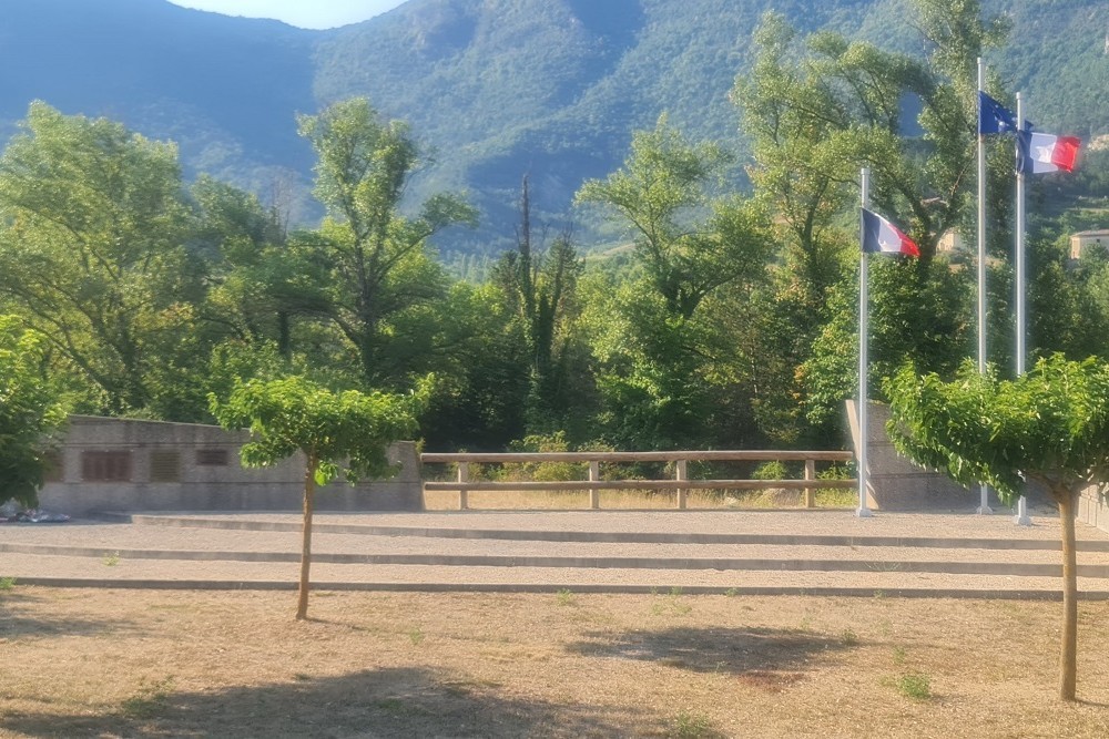 Monument Du Souvenir Espenel #2