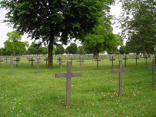Duitse Oorlogsbegraafplaats Neuville Saint Vaast