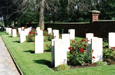 Commonwealth War Graves Selby Cemetery