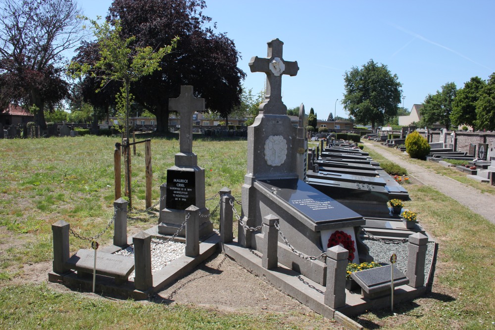 Belgian War Graves Sleidinge