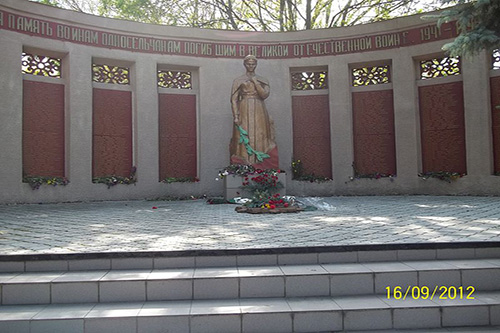 Mass Grave Soviet Soldiers & War Memorial Volodarske