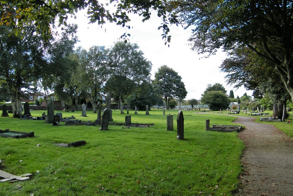Oorlogsgraven van het Gemenebest Walsall Wood Church Cemetery
