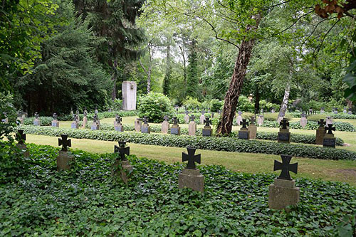 Duitse Oorlogsgraven Hauptfriedhof Braunschweig