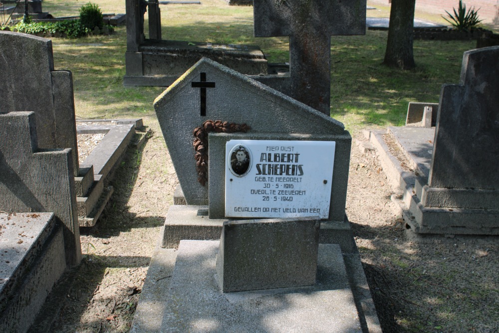 Belgian War Graves Neerpelt