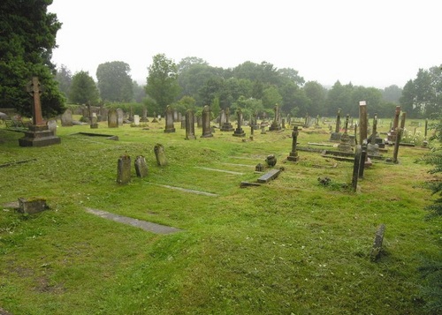 Commonwealth War Graves St. Dunstan Churchyard