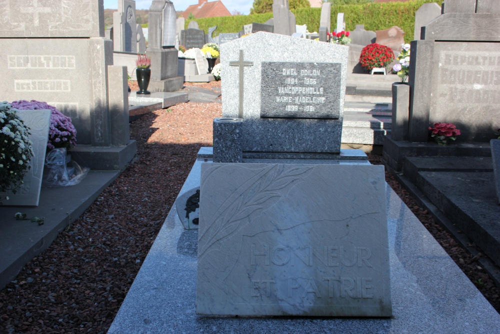 Belgian Graves Veterans Amougies