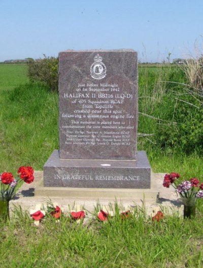 Memorial Crash Halifax BB216