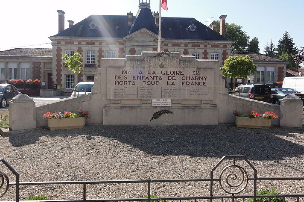 Oorlogsmonument Charny-sur-Meuse