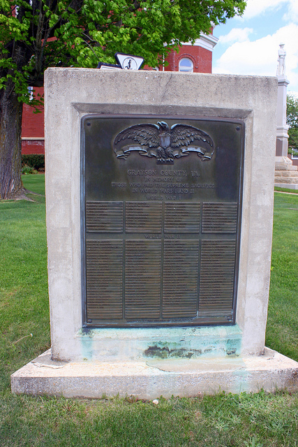 World War Memorial Grayson County
