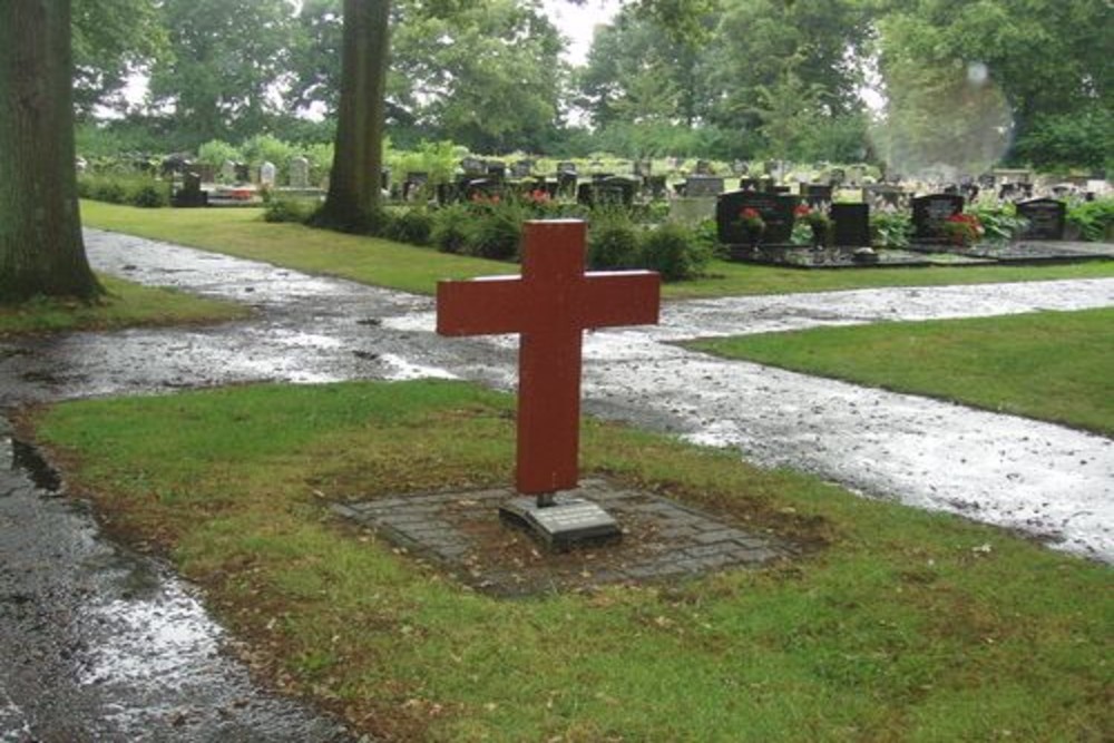 War Memorial Veenoord #3