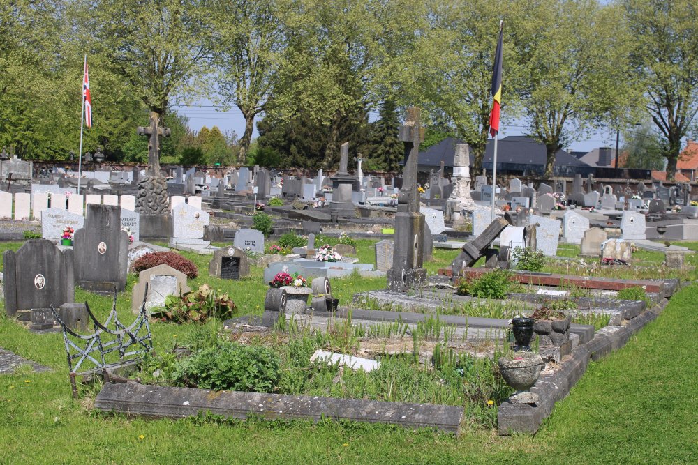 Belgian War Graves Dour