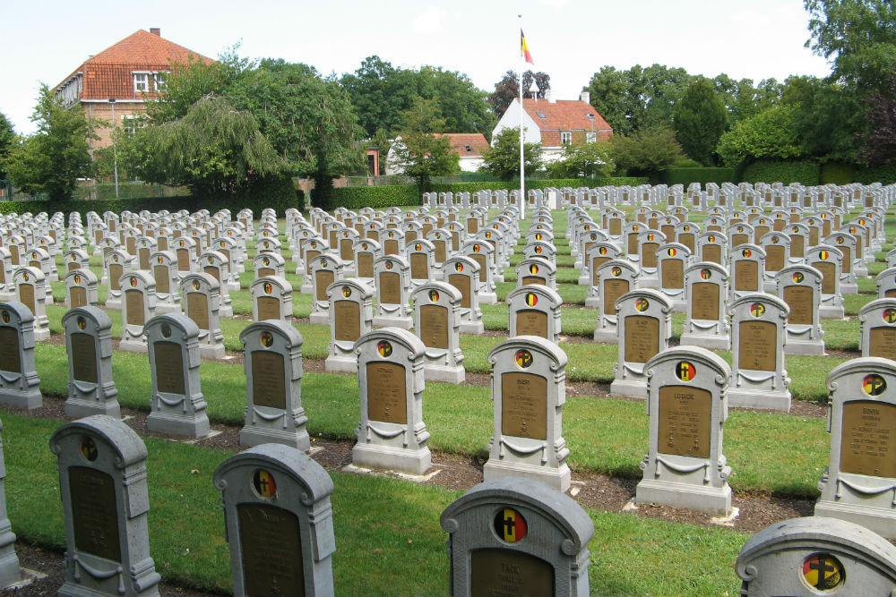 Belgian War Graves Bruges Municipal Cemetery