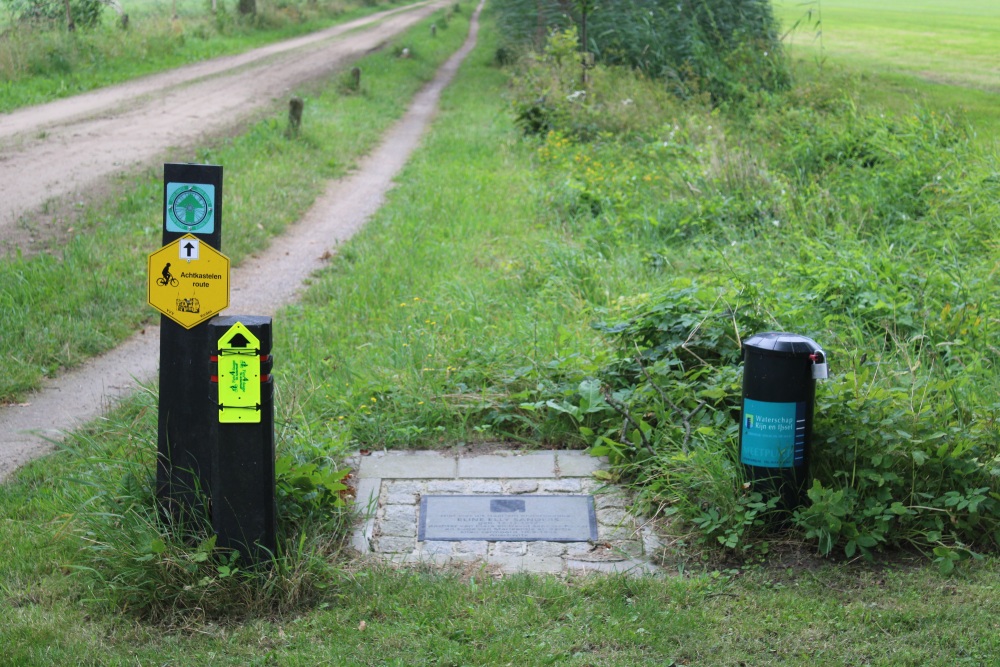 Memorial Stone Vordenseweg 17 #2