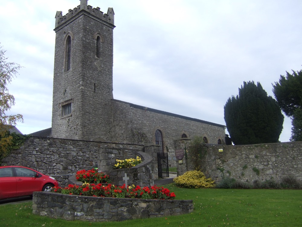 Oorlogsgraf van het Gemenebest St. Michael and All Angels Church of Ireland Churchyard