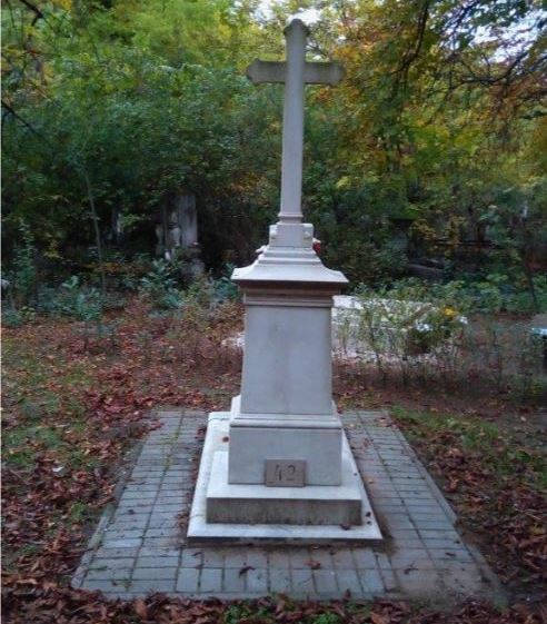 Commonwealth War Grave Rakoskeresztur Hungarian National Cemetery
