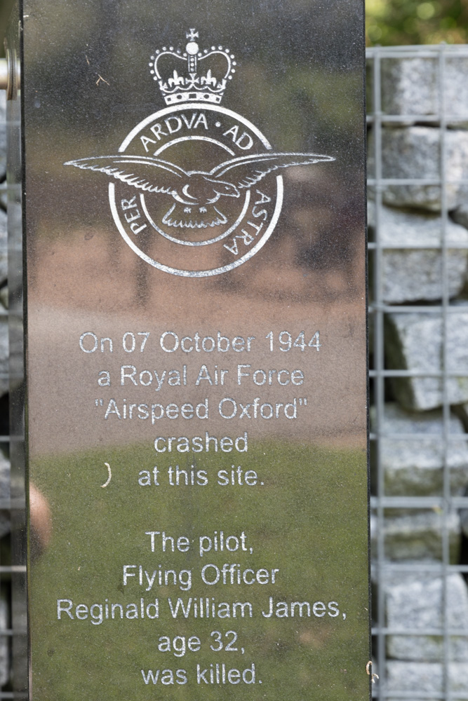 Monument Reginald William James (Airspeed AS.10 Oxford) #4