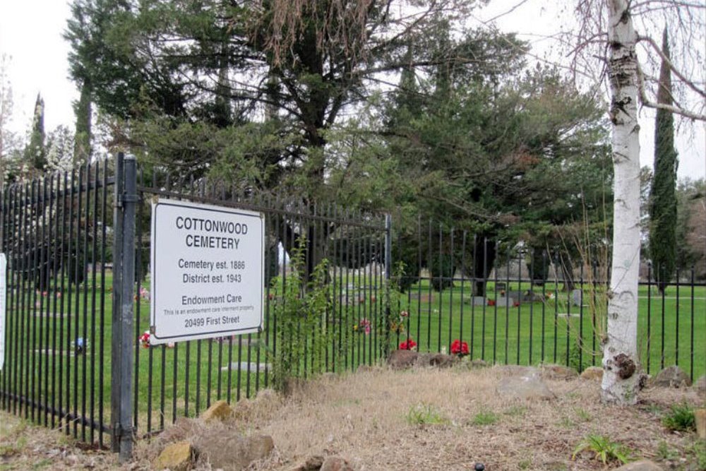 American War Graves Cottonwood Cemetery