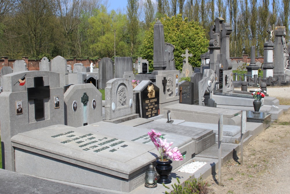Belgische Graven Oudstrijders Onze-Lieve-Vrouw-Waver
