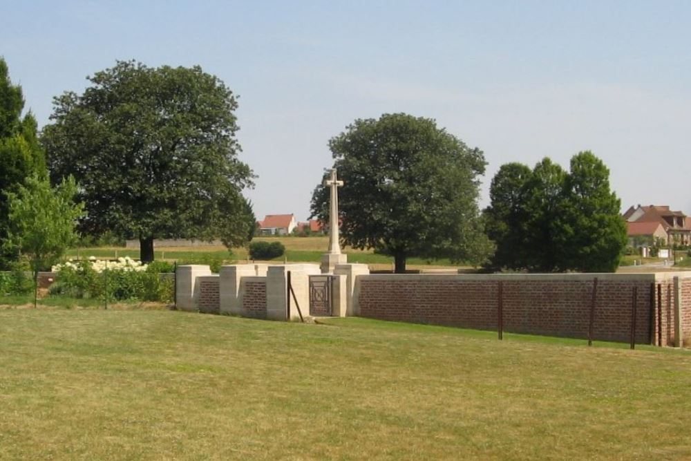 Oorlogsbegraafplaats van het Gemenebest Anzin-St. Aubin