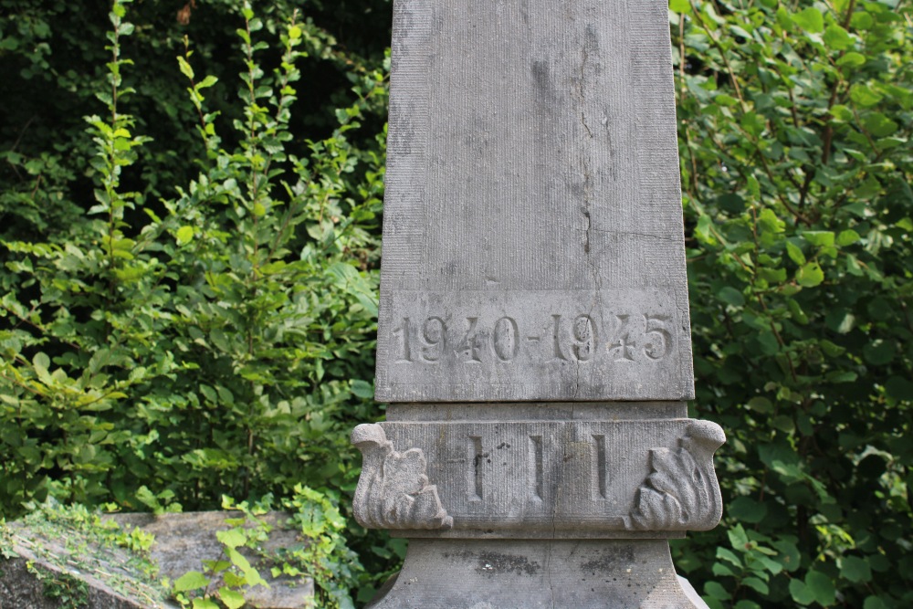 Oorlogsmonument Devant-les-Bois #3