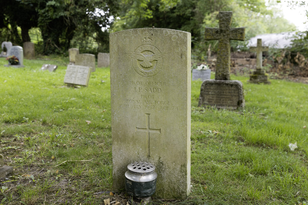 Oorlogsgraven van het Gemenebest All Saints Churchyard