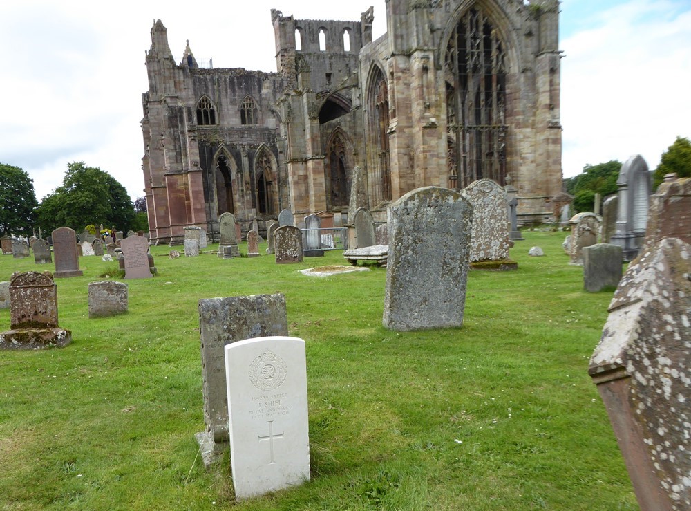 Commonwealth War Grave Melrose Abbey Churchyard