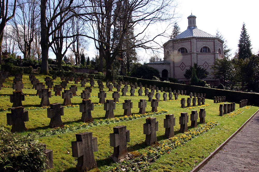 Duitse Oorlogsgraven Hauptfriedhof Baden-Baden