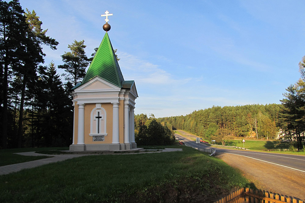 Grave Chapel 1812 Saltanaŭka