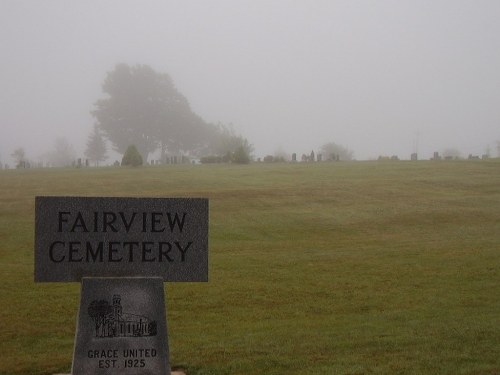 Oorlogsgraven van het Gemenebest Fairview United Church Cemetery