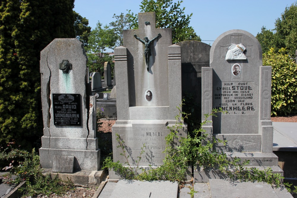 Belgian War Graves Beveren
