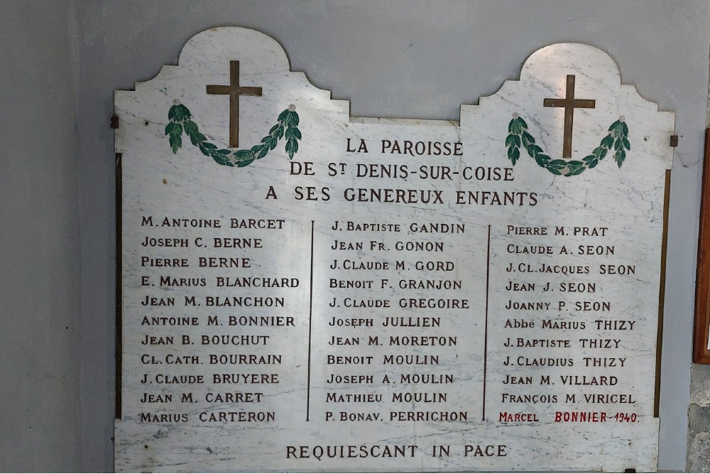 War Memorial glise Saint-Denis-sur-Coise #1