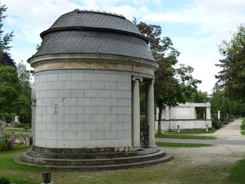 Bullet Impacts Grave Memorials Klagenfurt-Annabichl