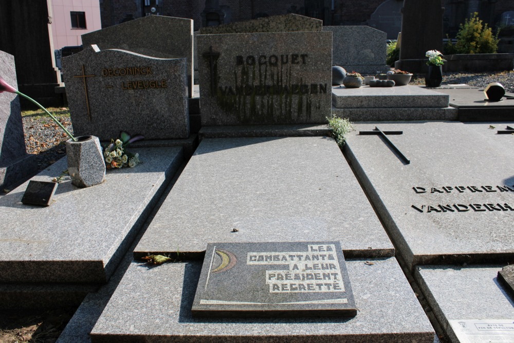 Belgian Graves Veterans Mont-Saint-Aubert
