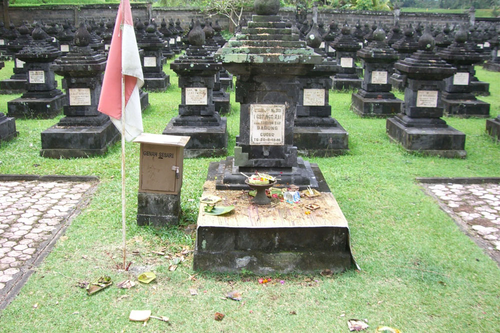 Marga Heroes' Cemetery