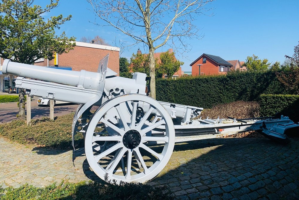 French 155 mm C modle 1917 Howitzer