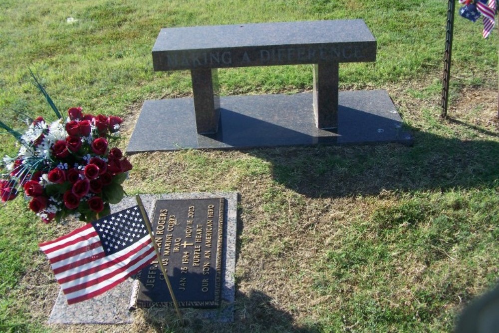 American War Grave Chapel Hill Memorial Gardens Cemetery