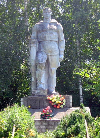 War Memorial Chryrivka