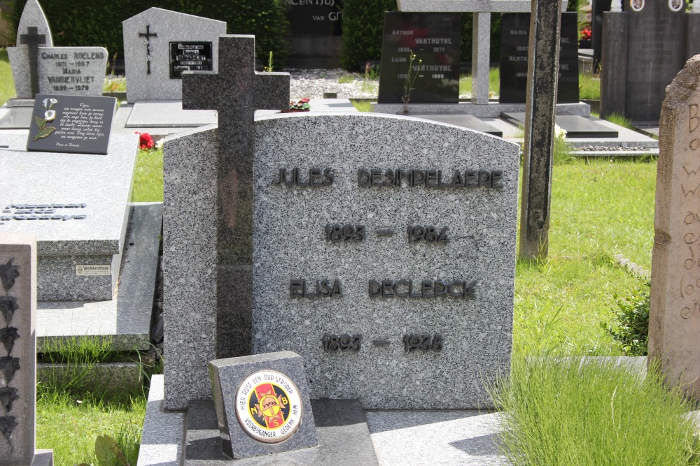 Belgian Graves Veterans Woumen