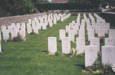 Commonwealth War Cemetery Montcornet