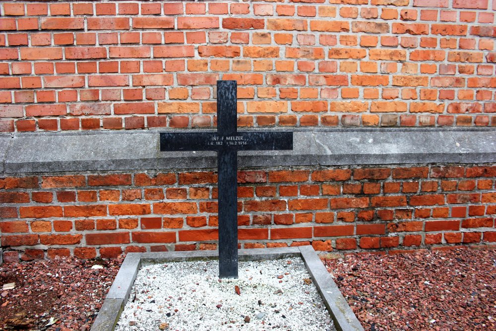 German War Grave Houthem