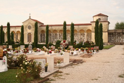 Commonwealth War Graves Montecchio Maggiore