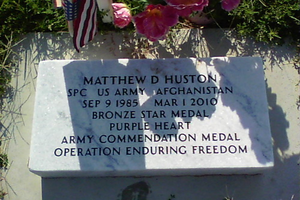American War Grave Laurel Cemetery