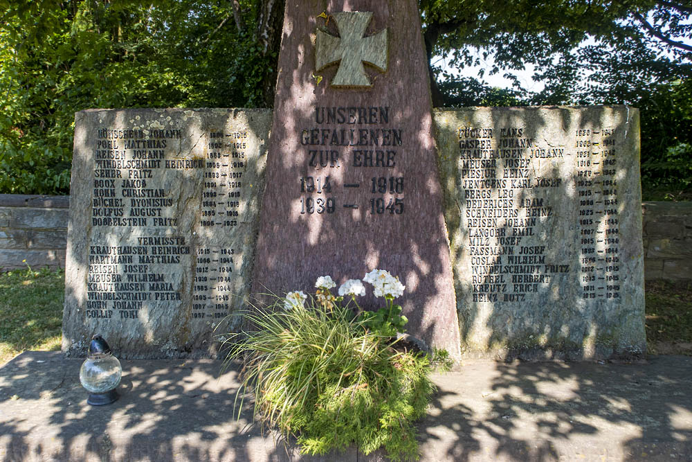 Duitse Oorlogsgraven en Monument Krauthausen #3