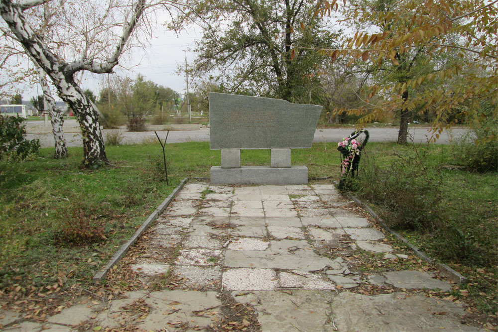 Monument Ontmoeting Sovjetsoldaten 1942